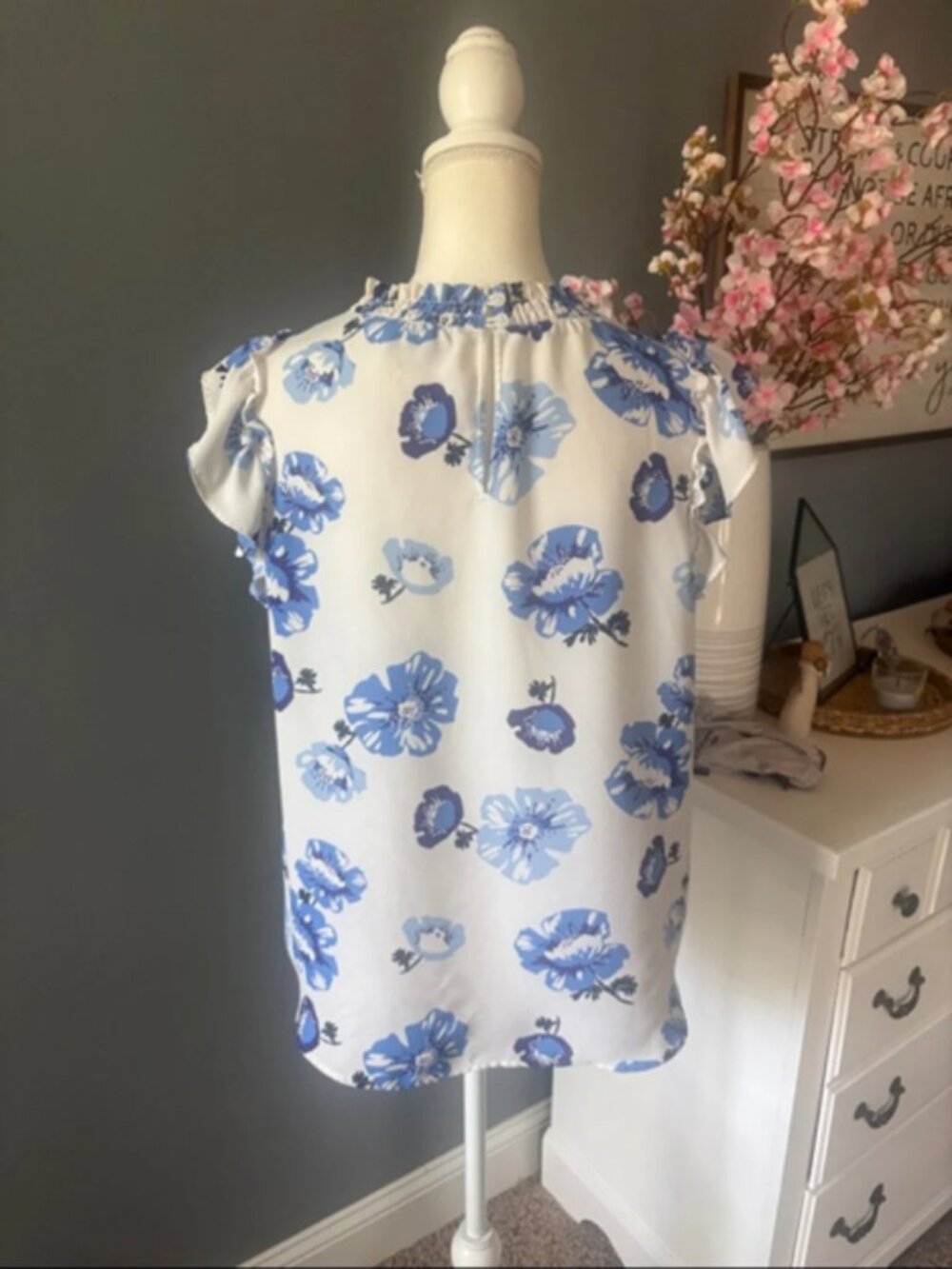 LOFT Blue Ruffled Sleeveless Blouse with Bib Collar - Picture 8 of 8